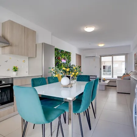 Lemon Paradise Centre 200m From * Larnaca