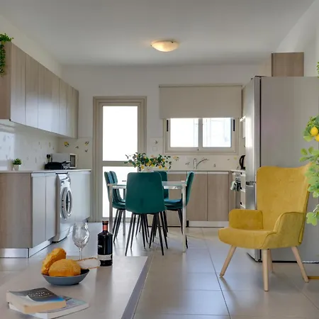 Lemon Paradise Centre 200m From