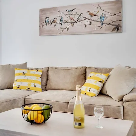 Apartment Lemon Paradise Centre 200m From Larnaca