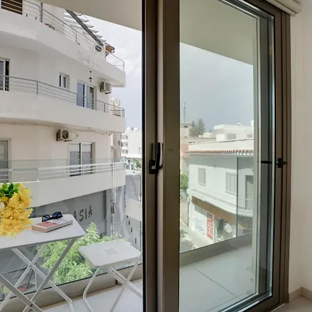 Lemon Paradise Centre 200m From Apartment Larnaca