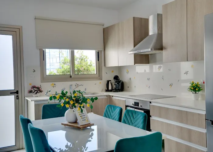 Lemon Paradise Centre 200m From