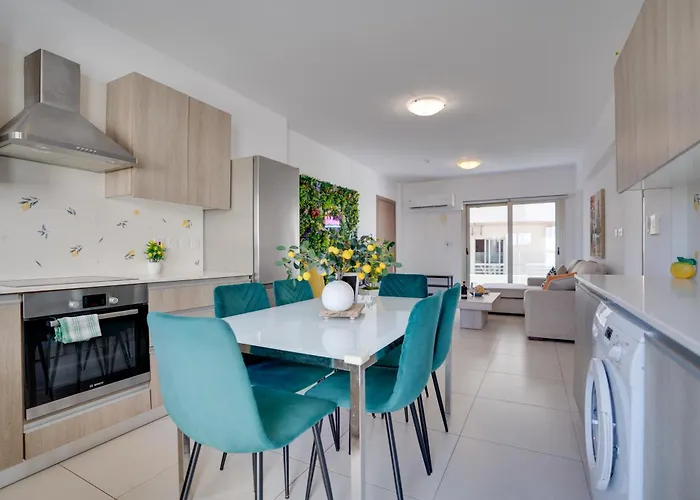 Lemon Paradise Centre 200m From * Larnaca